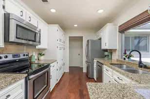 11311 McCree Rd, Dallas, TX 75238 - Photo 8