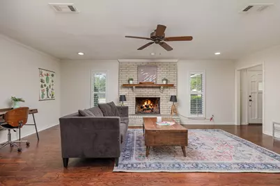 11311 McCree Road, Dallas, TX 75238 - Photo 2