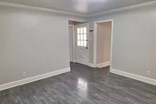 8430 Birchcroft Dr, Dallas, TX 75243 - Photo 4