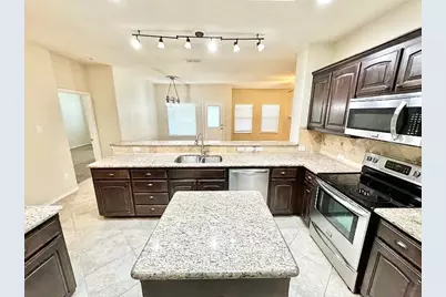 3020 Tamarack Lane, Denton, TX 76226 - Photo 10