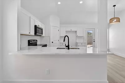 6021 Hartman Road, Forest Hill, TX 76119 - Photo 10