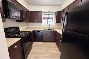 1502 Allen Dr, Cedar Hill, TX 75104 - Photo 2