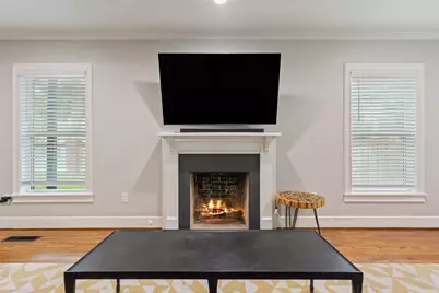 1500 S 10th Street, Waco, TX 76706 - Photo 8
