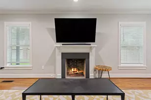 1500 S 10th St, Waco, TX 76706 - Photo 8