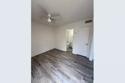 9807 Walnut Street #D 304, Dallas, TX 75243 - Photo 2
