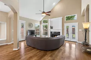 138 Arbor Glen Dr, Euless, TX 76039 - Photo 6