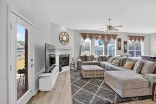 702 Cross Meadow Blvd, Mansfield, TX 76063 - Photo 6