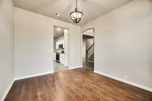 216 Touchdown Dr, Irving, TX 75063 - Photo 18
