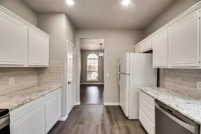 216 Touchdown Drive, Irving, TX 75063 - Photo 16