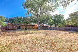 6540 Windrock Dr, Watauga, TX 76148 - Photo 20