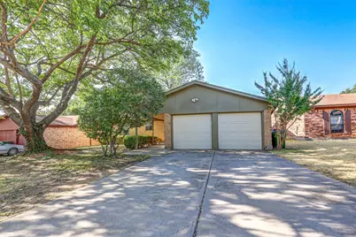 6540 Windrock Drive, Watauga, TX 76148 - Photo 2
