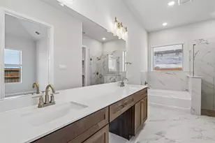 1037 Clayton St, Aubrey, TX 76227 - Photo 32