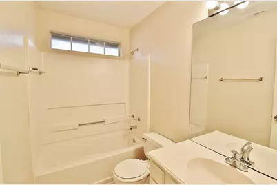 210 Ridgecrest Drive, Cedar Hill, TX 75104 - Photo 8