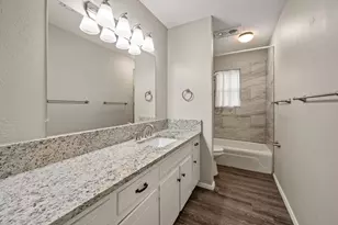 217 Glenn Dr, Hurst, TX 76053 - Photo 22