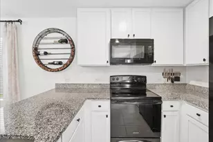 2926 Lorena Jordan Rd, Dallas, TX 75212 - Photo 10