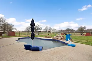 294 Co Rd 3386, Paradise, TX 76073 - Photo 10