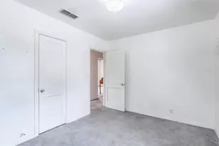 4941 Gilbert Dr, Fort Worth, TX 76116 - Photo 8