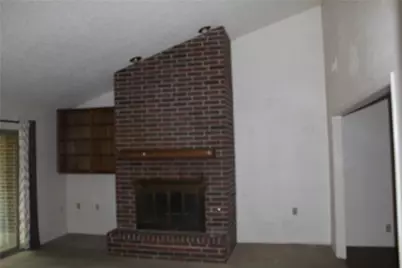 2207 Canterbury Court, Denton, TX 76205 - Photo 6