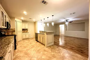 809 Essex Dr, McKinney, TX 75071 - Photo 8