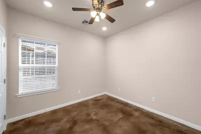 402 Spring Street, McGregor, TX 76657 - Photo 12
