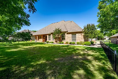 6417 Colonial Drive, Granbury, TX 76049 - Photo 32