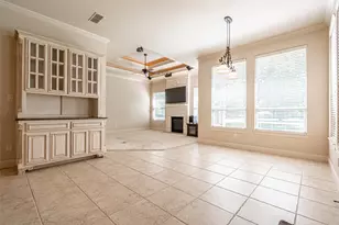 6417 Colonial Dr, Granbury, TX 76049 - Photo 10