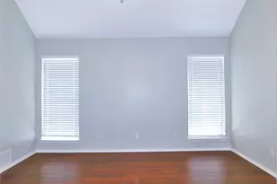 1539 Pickwick Ln, Denton, TX 76209 - Photo 16