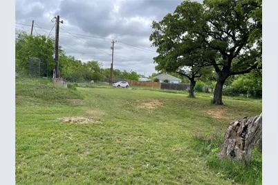916 W Moss Street, Eastland, TX 76448 - Photo 1