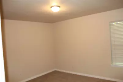 502 Bellevue Lane, Arlington, TX 76012 - Photo 8