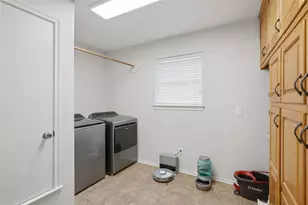 217 Spruce Cir, Azle, TX 76020 - Photo 32