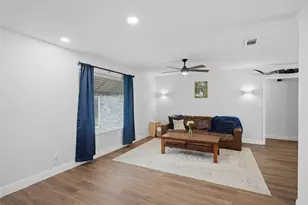 217 Spruce Cir, Azle, TX 76020 - Photo 8