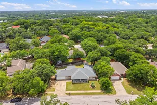 217 Spruce Cir, Azle, TX 76020 - Photo 38