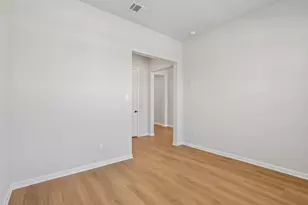 1041 Clayton St, Aubrey, TX 76227 - Photo 16