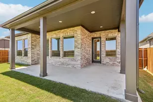 1041 Clayton St, Aubrey, TX 76227 - Photo 38