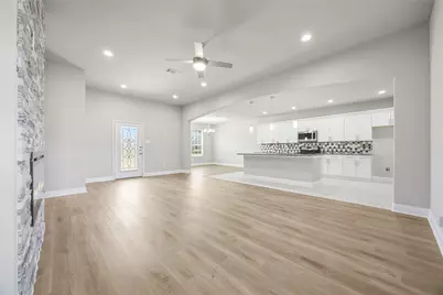 8409 Willowbrook Drive, Rowlett, TX 75088 - Photo 2