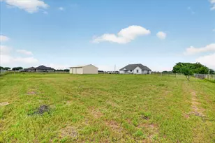7145 Donald Rd, Krum, TX 76249 - Photo 34