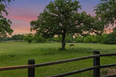 5400 Mitchell Saxon Road, Fort Worth, TX 76140 - Photo 32