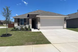 5552 Rollins Dr, Krum, TX 76249 - Photo 2