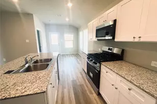 5552 Rollins Dr, Krum, TX 76249 - Photo 6