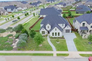 1316 Limestone Ridge Rd, Mansfield, TX 76063 - Photo 2
