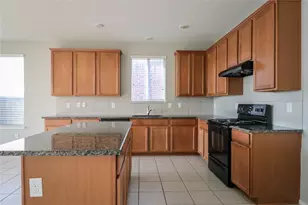 7425 Bronsind Trail, Fort Worth, TX 76131 - Photo 6