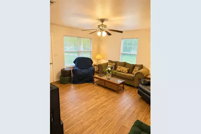 414 Tobe, Gilmer, TX 75645 - Photo 2
