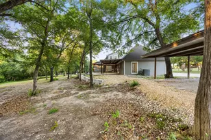1044 E Woodridge Rd, Waxahachie, TX 75165 - Photo 32