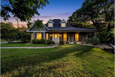 1044 E Woodridge Road, Waxahachie, TX 75165 - Photo 2