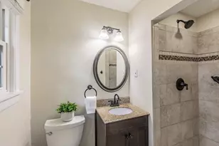 1312 W Lavender Ln, Arlington, TX 76013 - Photo 18
