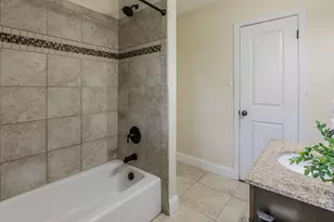 1312 W Lavender Ln, Arlington, TX 76013 - Photo 24