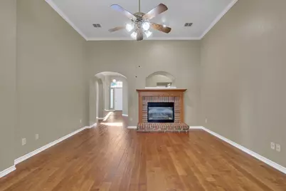 4213 Forestedge Drive, Grand Prairie, TX 75052 - Photo 12