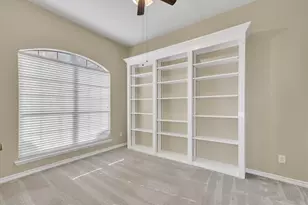 4213 Forestedge Dr, Grand Prairie, TX 75052 - Photo 6
