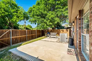 381 Arbor Ln, Euless, TX 76039 - Photo 28