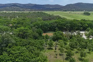 190 Oak Hl Dr, Leakey, TX 78873 - Photo 32